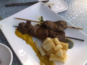 Anticuchos de corazón, bawole serca